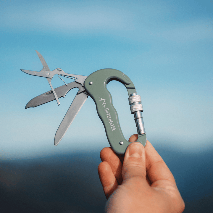 4 in 1 Tool / Der Gipfelhelfer überzeugt mit seinen unzähligen Funktionen.