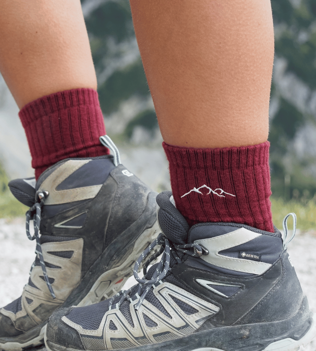 Der perfekte Begleiter für deine Bergmomente: Die Merino-Wandersocken🧦