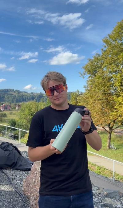 Edelstahl Thermosflasche - Gipfelstürmer Video 2