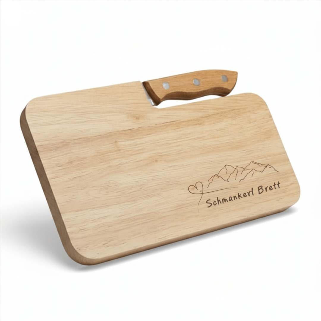 Holzbrett mit Messer