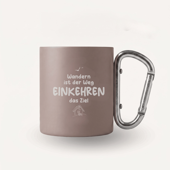 Einkehren ist das Ziel - Tasse mit Karabinergriff