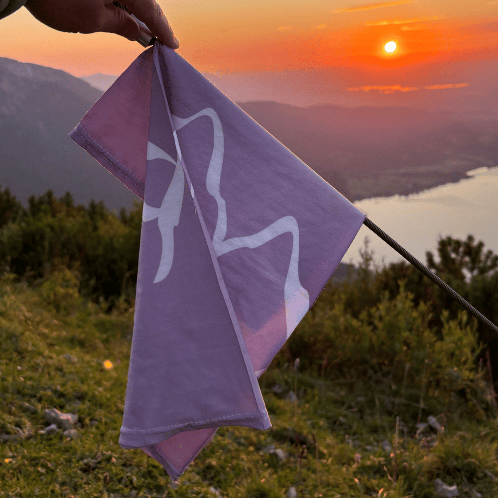 Atmungsaktives Material / Ideal für Berg & Alltag. 