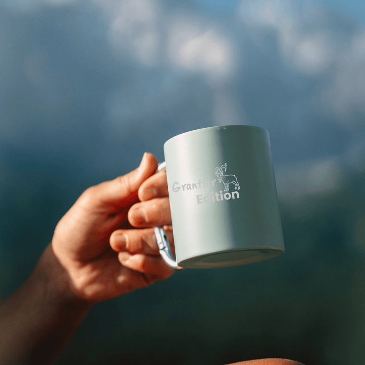 Grantler Tasse mit Karabinergriff